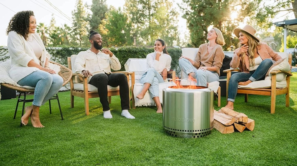 Solo Stove Smokeless Outdoor Fire Pit for Cozy Patio Gatherings Solo Stove Smokeless Outdoor Fire Pit for Cozy Patio Gatherings